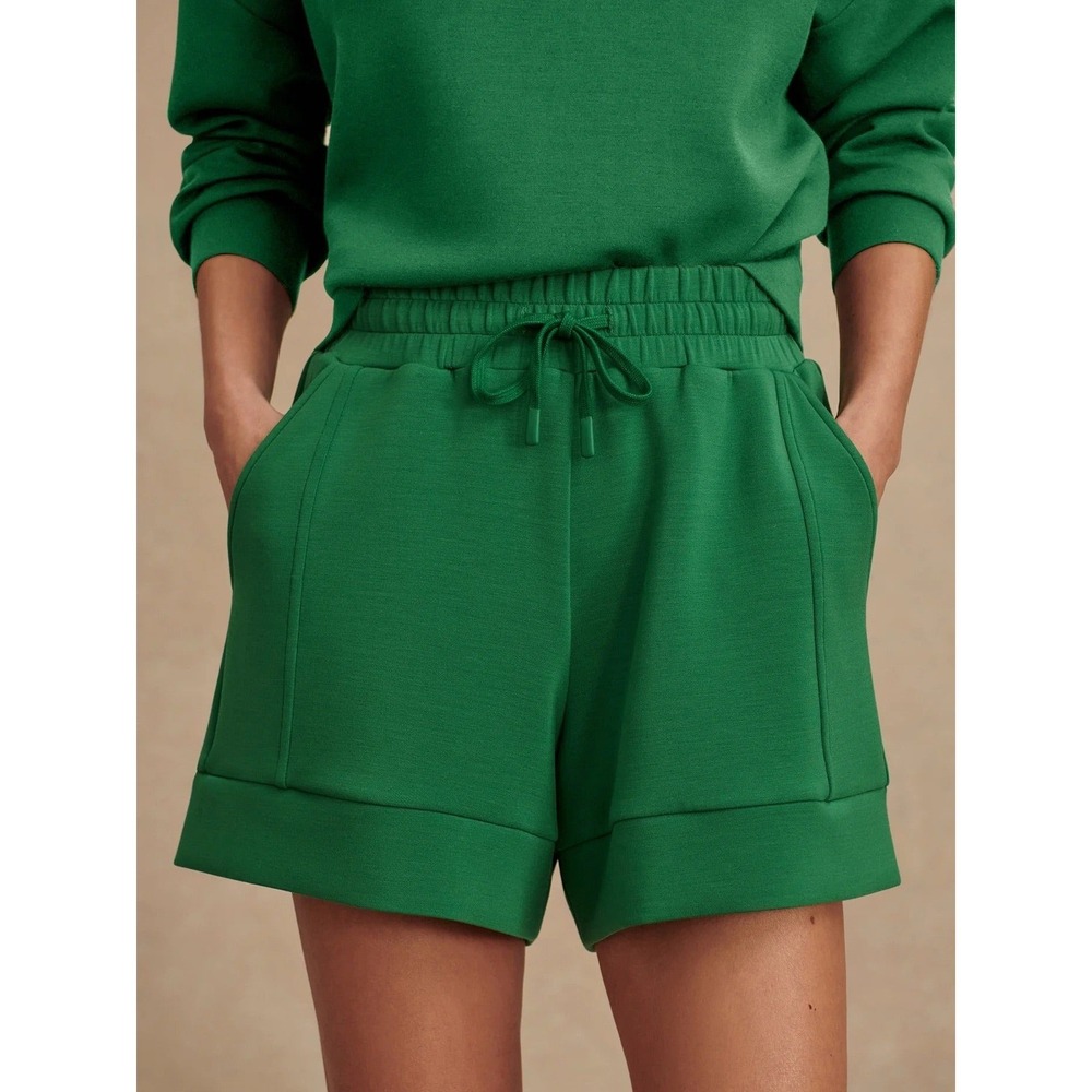 Varley Doublesoft NWT Atrium Short 4.5" Anthropologie Sz XXS Green High Rise $88